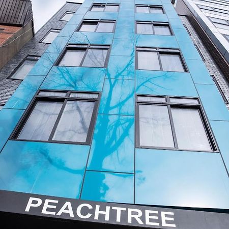 Peachtree Suites - เจอร์ซีย์ซิตี้ ภายนอก รูปภาพ