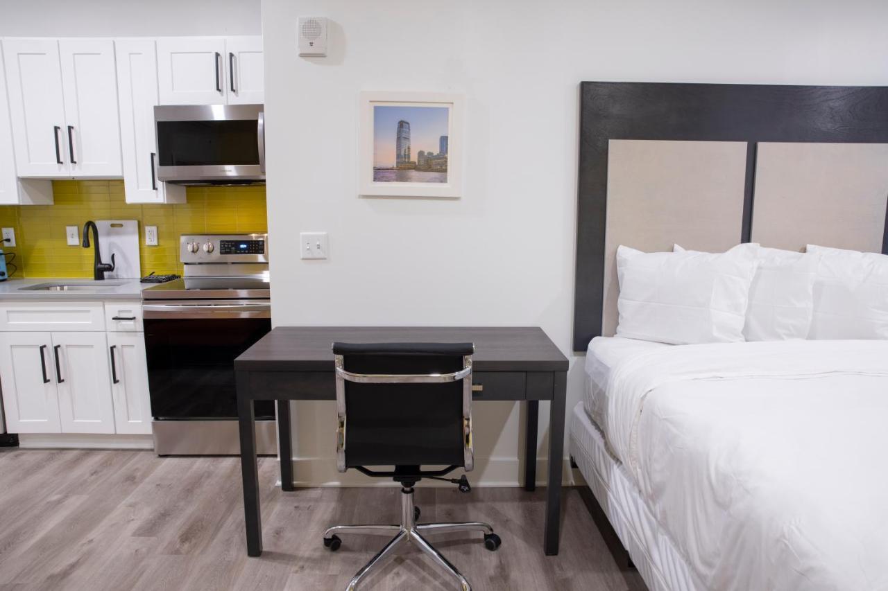 Peachtree Suites - เจอร์ซีย์ซิตี้ ภายนอก รูปภาพ